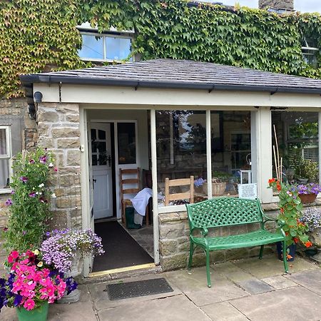 Chapel Cottage Clitheroe Road Уодингтън Екстериор снимка