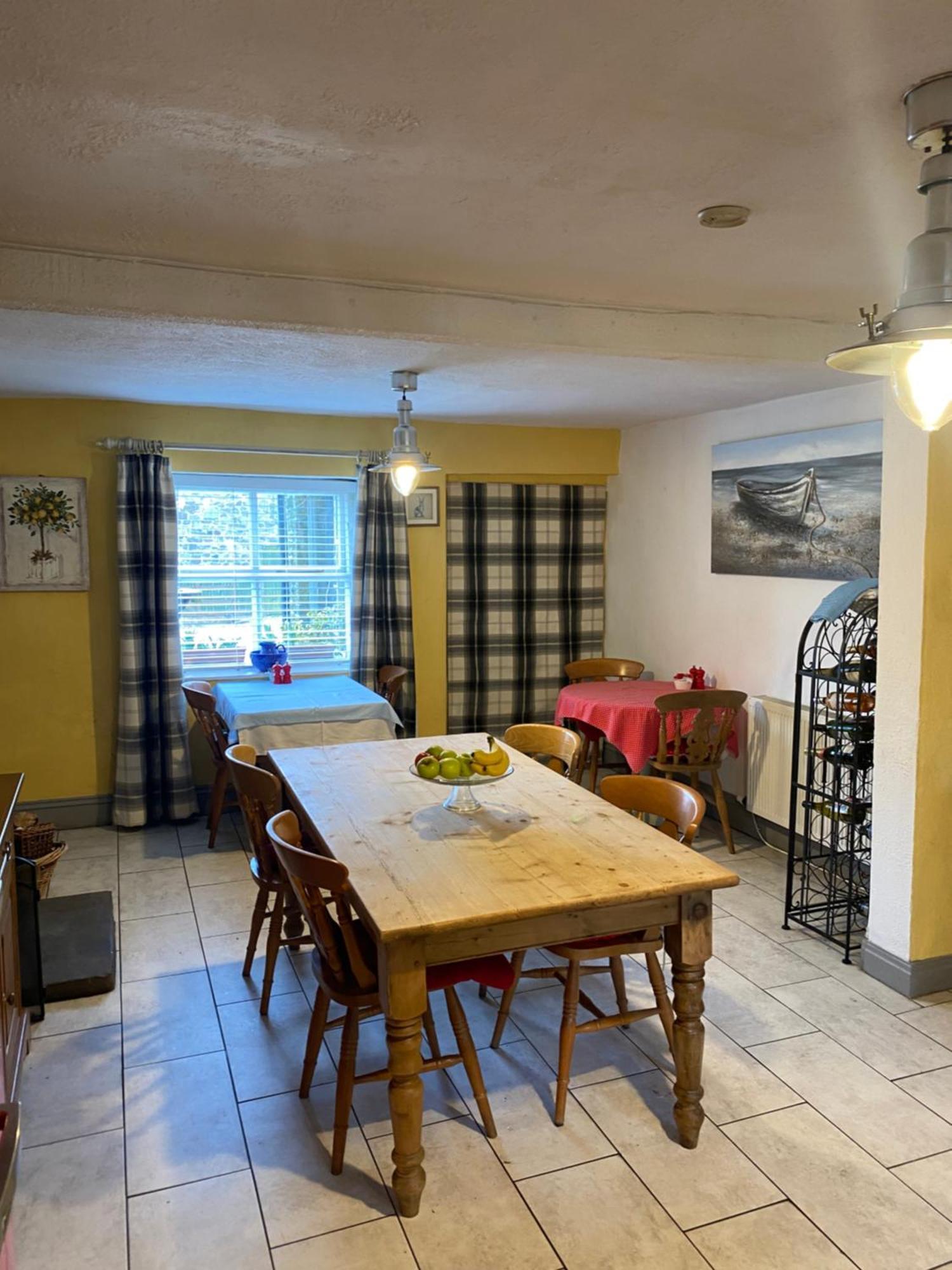 Chapel Cottage Clitheroe Road Уодингтън Екстериор снимка