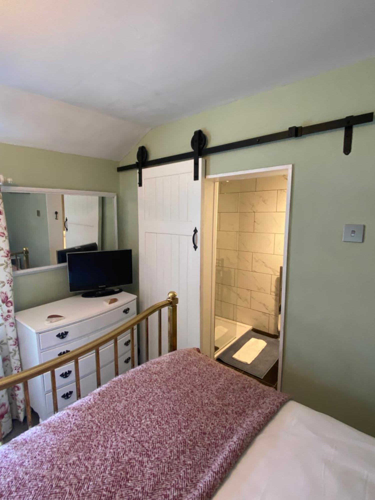 Chapel Cottage Clitheroe Road Уодингтън Екстериор снимка