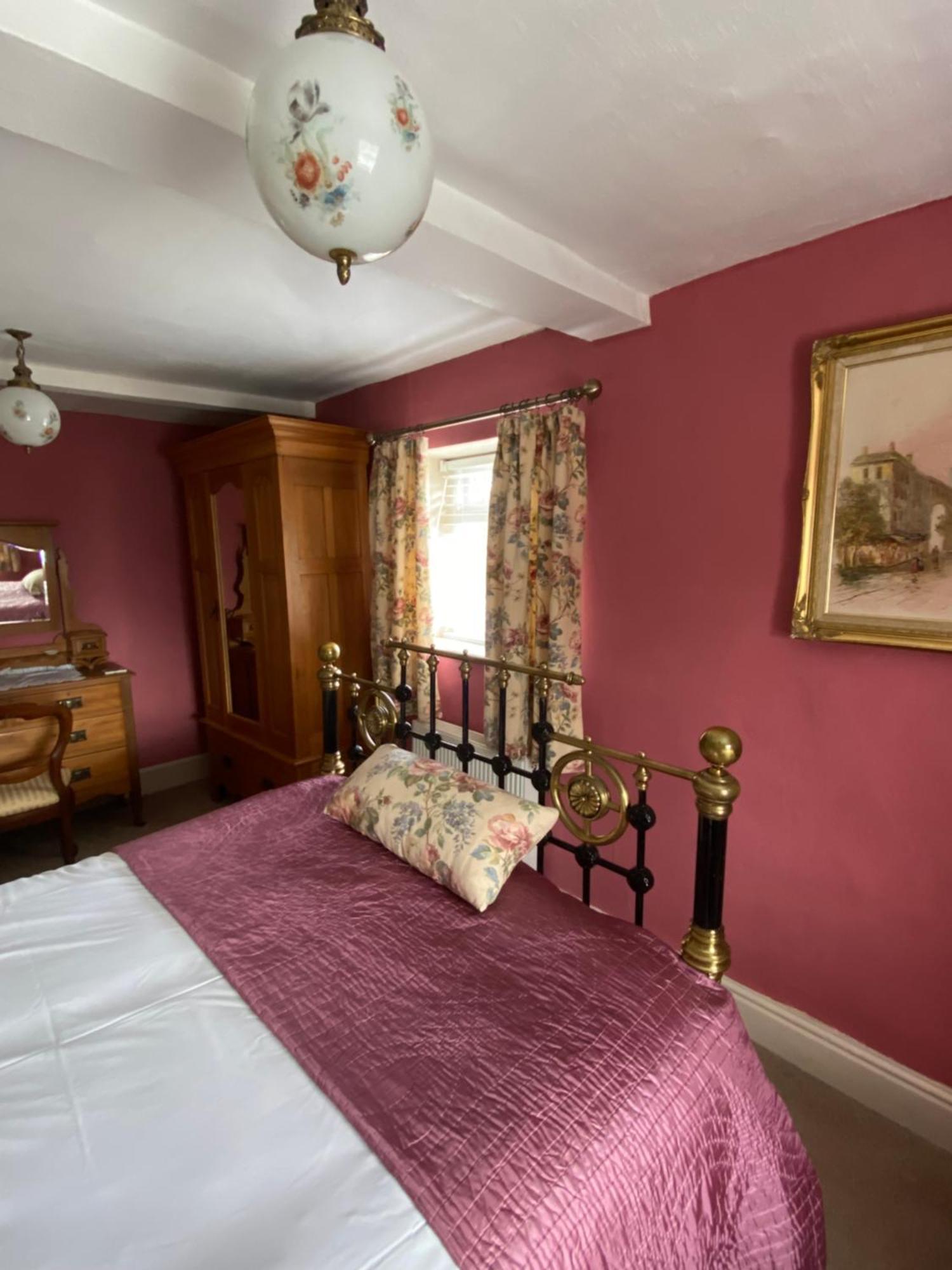 Chapel Cottage Clitheroe Road Уодингтън Екстериор снимка