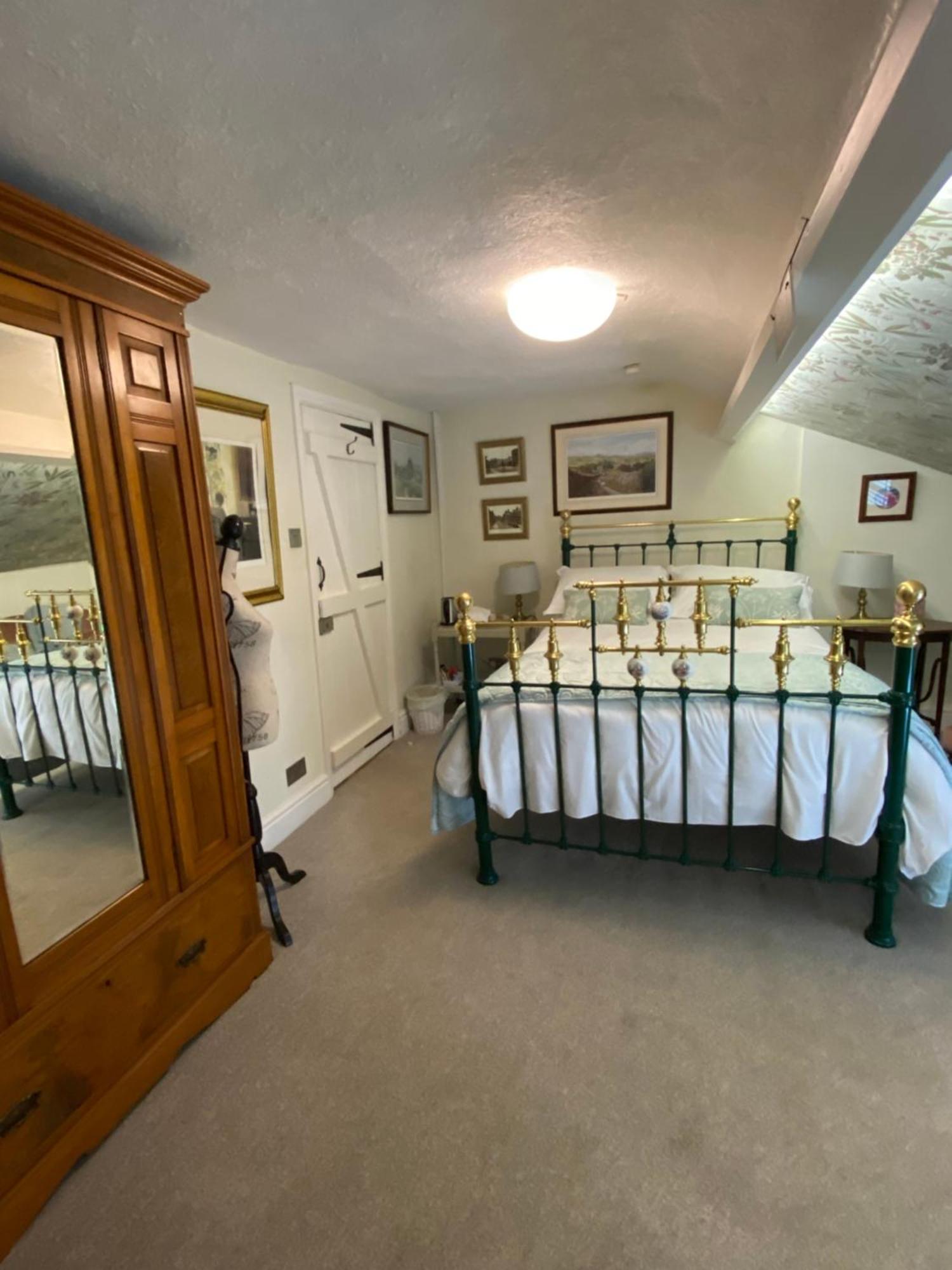 Chapel Cottage Clitheroe Road Уодингтън Екстериор снимка