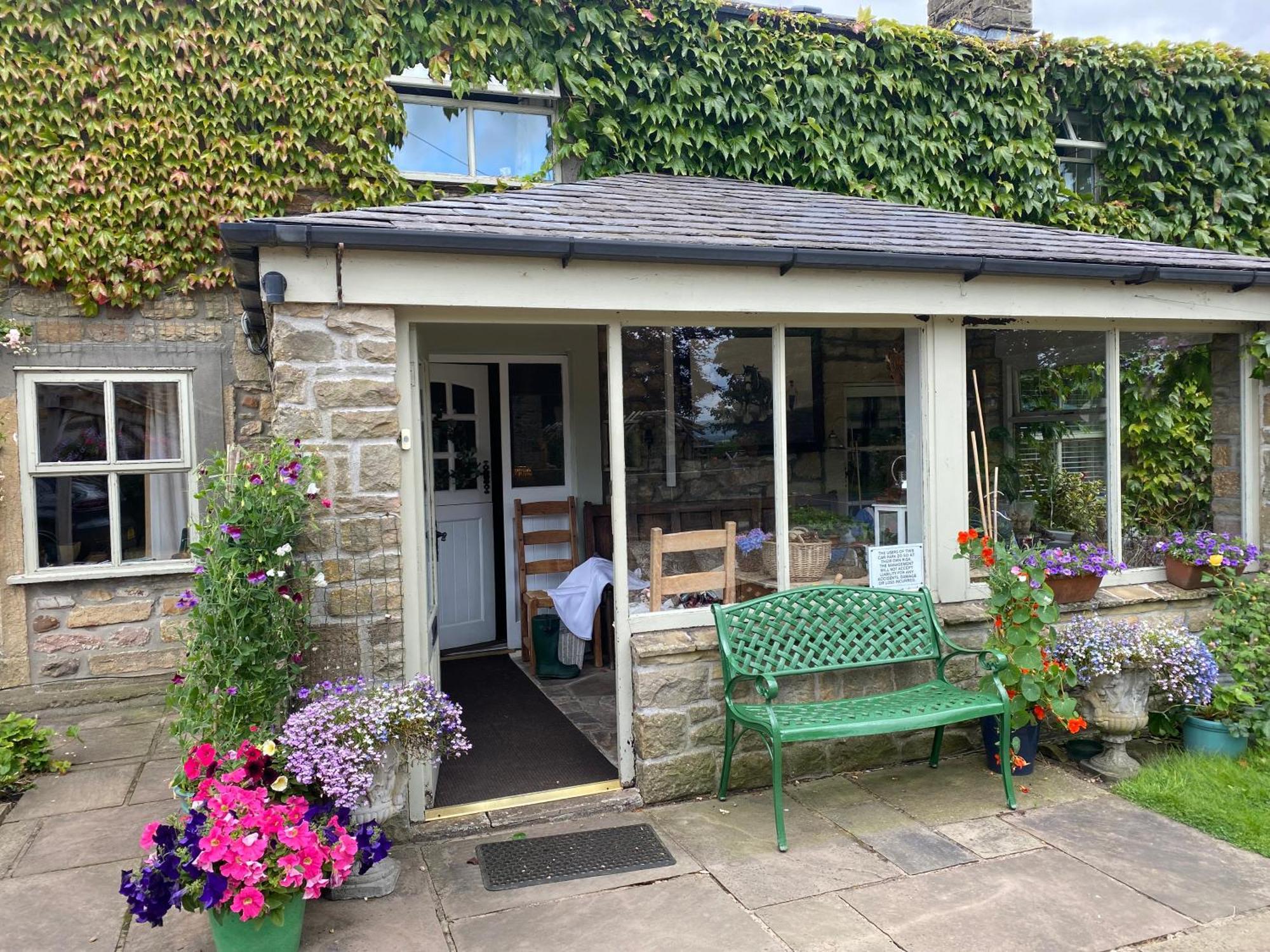 Chapel Cottage Clitheroe Road Уодингтън Екстериор снимка