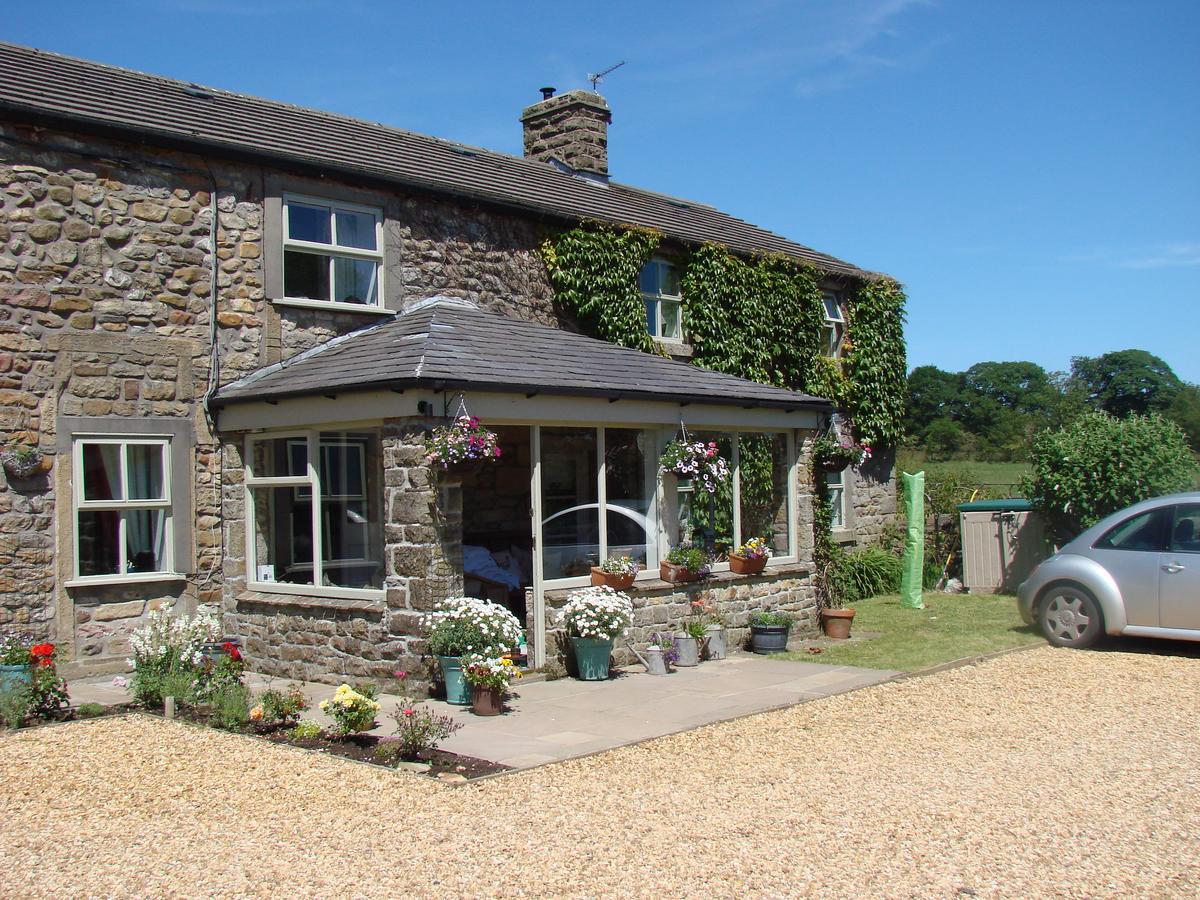 Chapel Cottage Clitheroe Road Уодингтън Екстериор снимка
